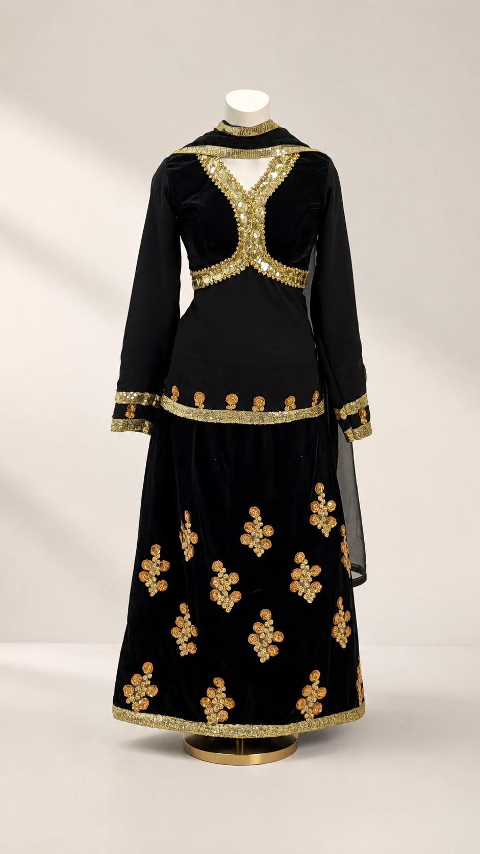 Shantipriya Elegant Black velvet-style lehenga